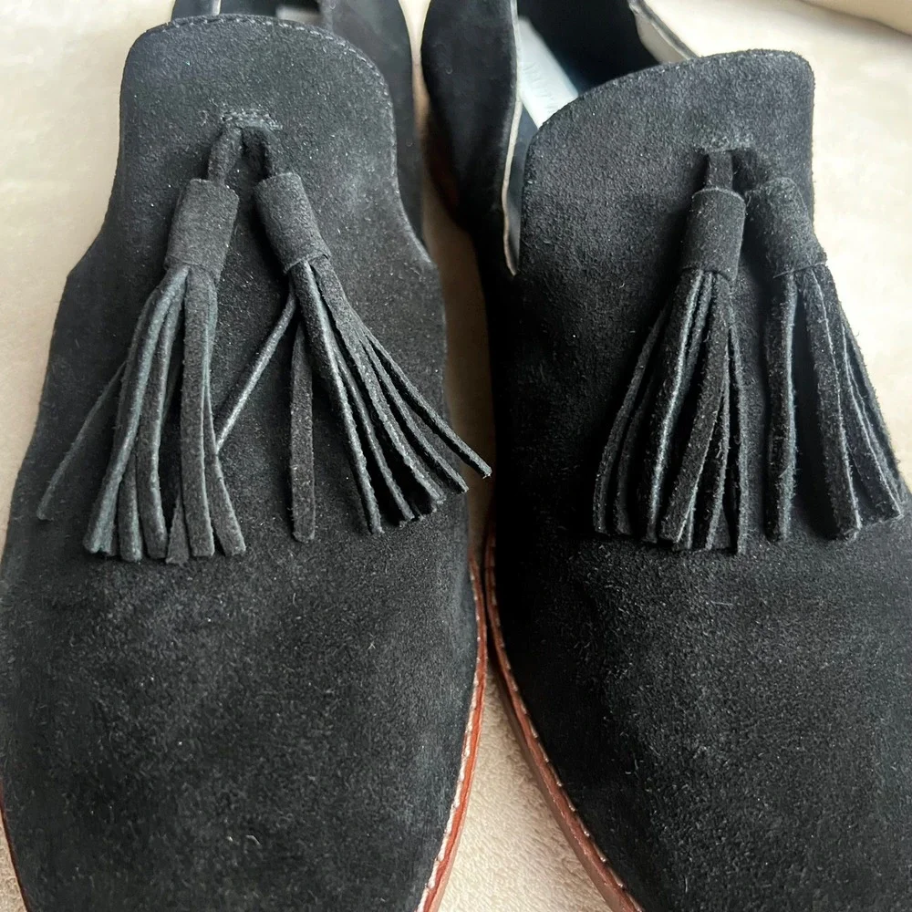 Matt Bernson‎ Women 9.5 Black Suede Tassel Loafers Pointed Toe Flats Preppy